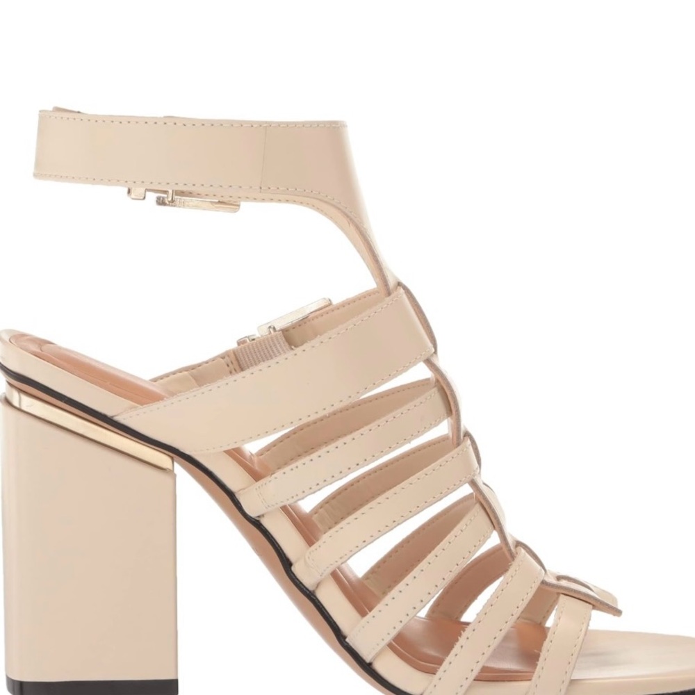 NWOB Vince Camuto  Hicheny Buckle High Heel Sandal size 9 original price $119